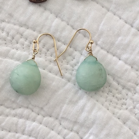 FOUR sets of dangle earrings. All EUC - Picture 5 of 5